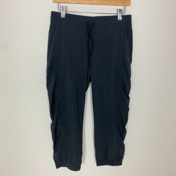 Athleta La Viva Capri Joggers Hiking Active Black Womens 4 Drawstring Elastic - Picture 1 of 6